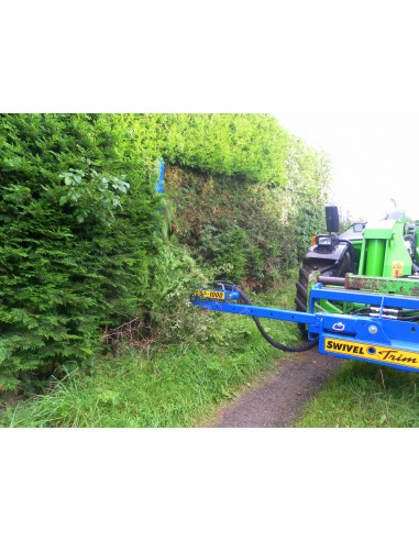 Taille Haie Tracteur-chargeur valets de fermes
